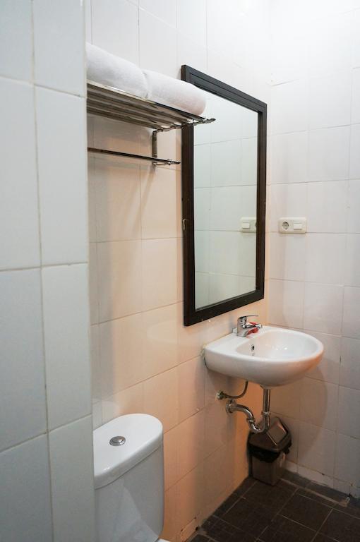 Quin Centro Hotel Palembang