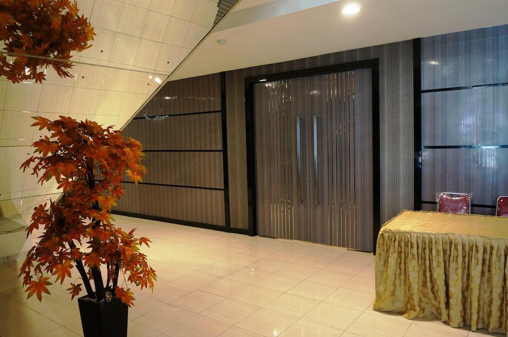 Quin Centro Hotel