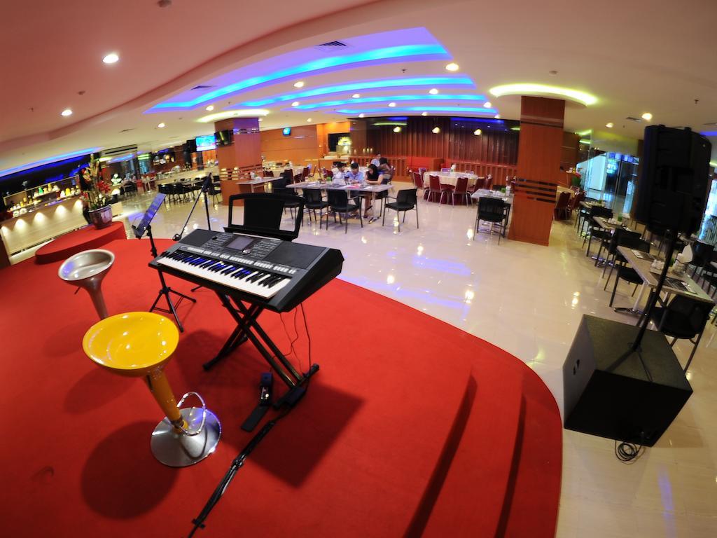 Quin Centro Hotel Palembang